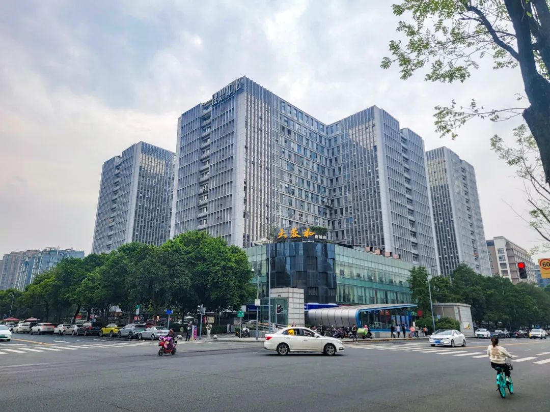 揚帆起航展新貌，上訊信息成都辦事處喜遷新址！